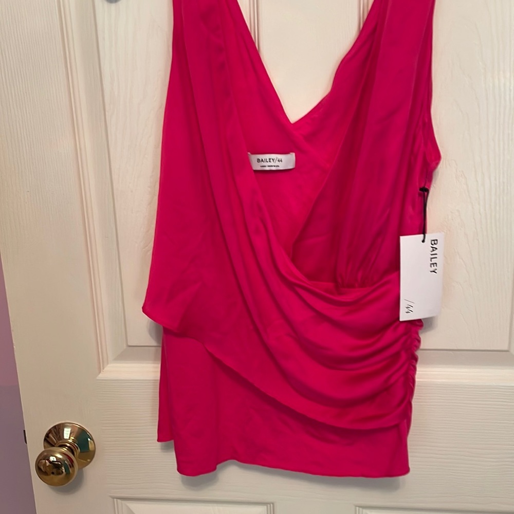 Hot pink silk tank top Saks Fifth Avenue size L